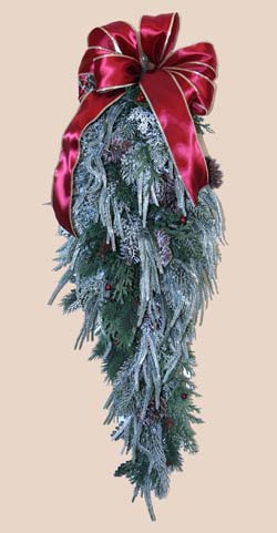 Shaganappi Designs - Christmas Iced Swag